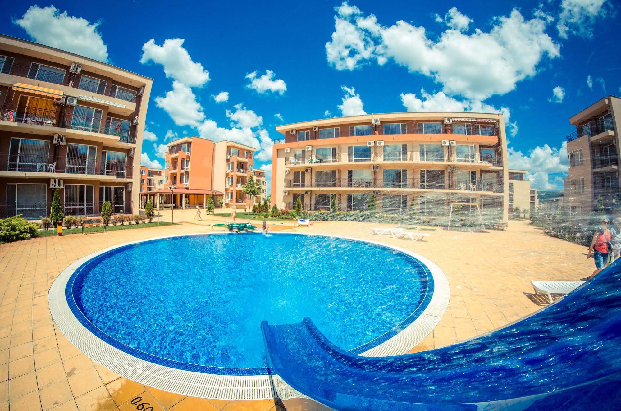 Holiday Fort Golf Club Sunny Beach Exterior foto